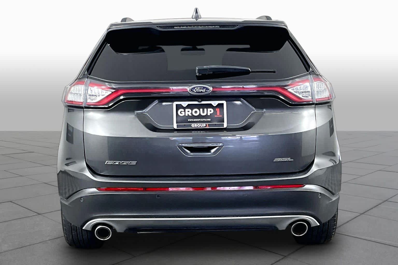 Used 2017 Ford Edge SEL w/ Equipment Group 201A FWD image 5