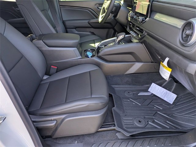 New 2025 Chevrolet Colorado LT w/ LT Convenience Package image 36
