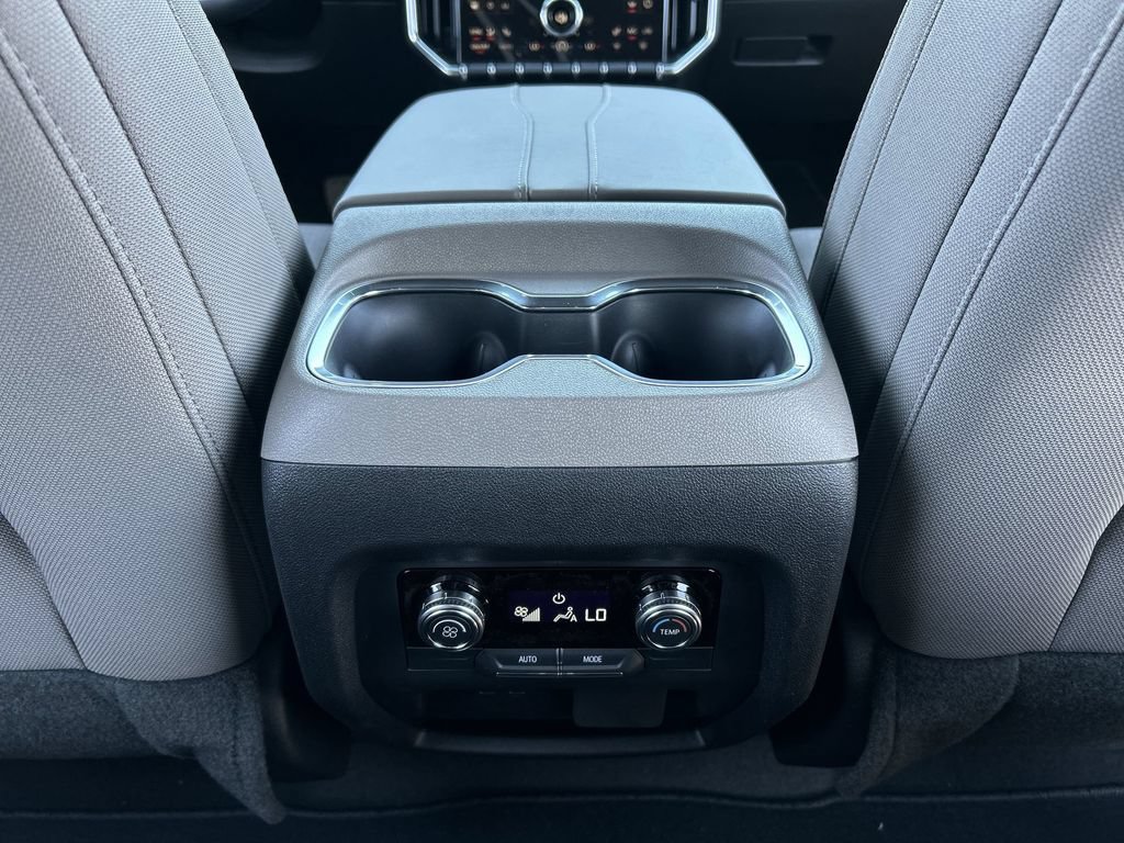New 2026 GMC Acadia Elevation FWD image 21