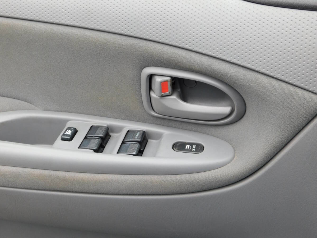 Used 2004 MAZDA MPV LX FWD image 16