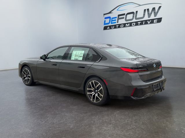 New 2026 BMW 740i xDrive image 5