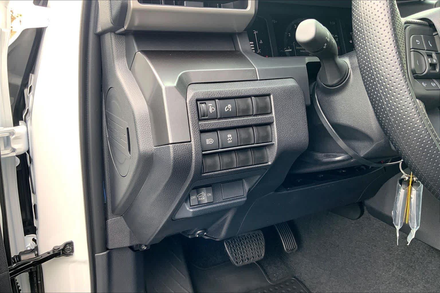 New 2026 Toyota Tacoma SR5 AWD/4WD image 20