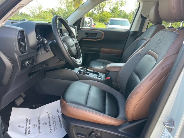 Used 2024 Ford Bronco Sport Outer Banks w/ Tech Package AWD/4WD image 9