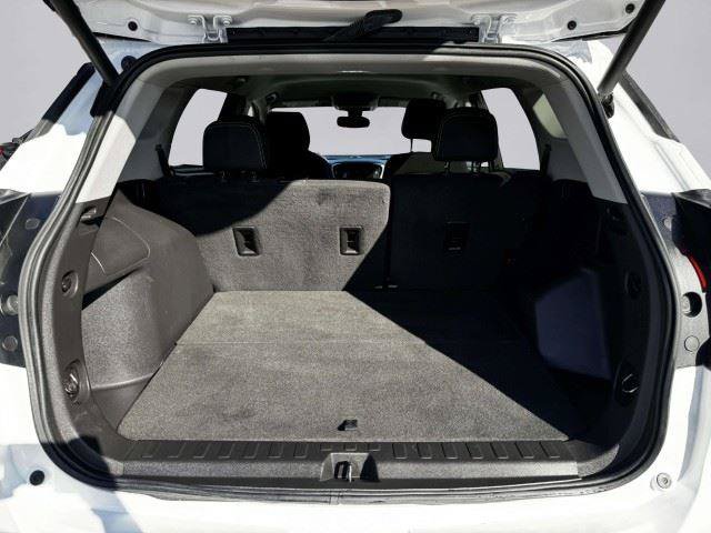 Used 2023 GMC Terrain SLE w/ Driver Convenience Package FWD image 54