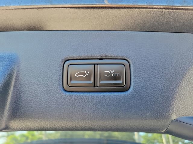 Certified 2025 Kia Carnival EX FWD image 8