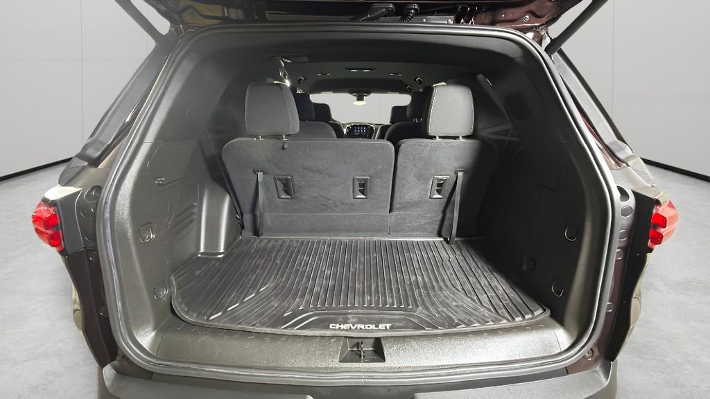 Certified 2022 Chevrolet Traverse LT FWD image 29