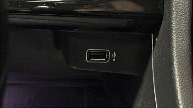 Used 2020 Volkswagen Jetta SEL image 36