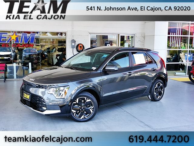 Certified 2023 Kia Niro Wave FWD image 1