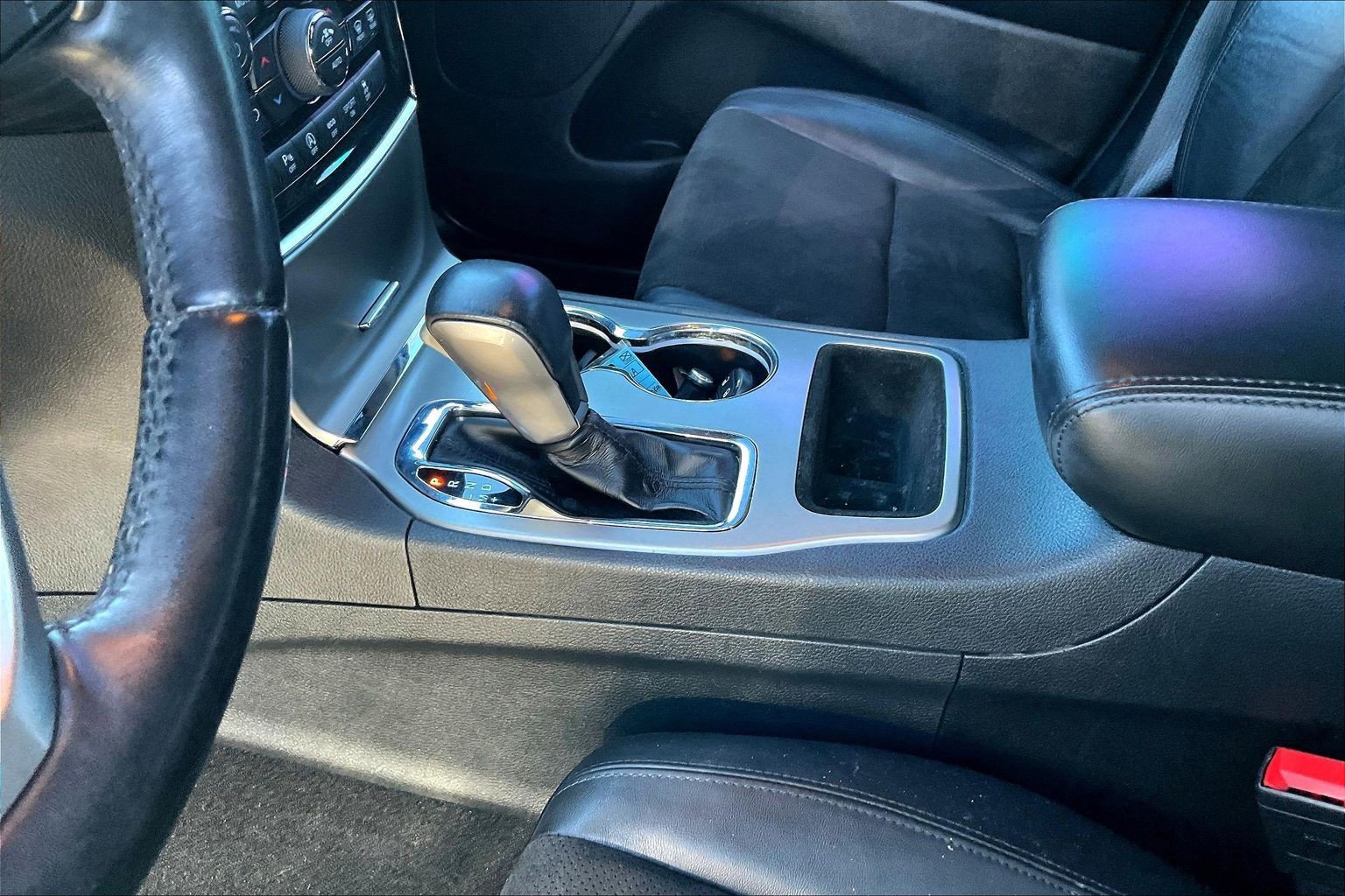 Used 2021 Jeep Grand Cherokee Laredo X image 12