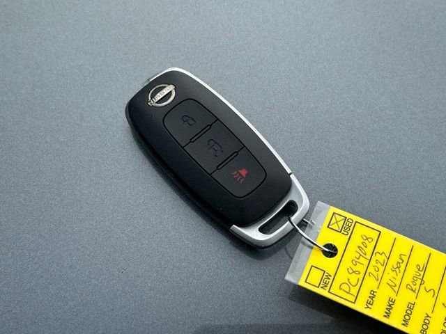 Used 2023 Nissan Rogue S image 31