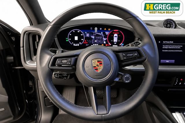 Used 2024 Porsche Cayenne AWD/4WD image 14