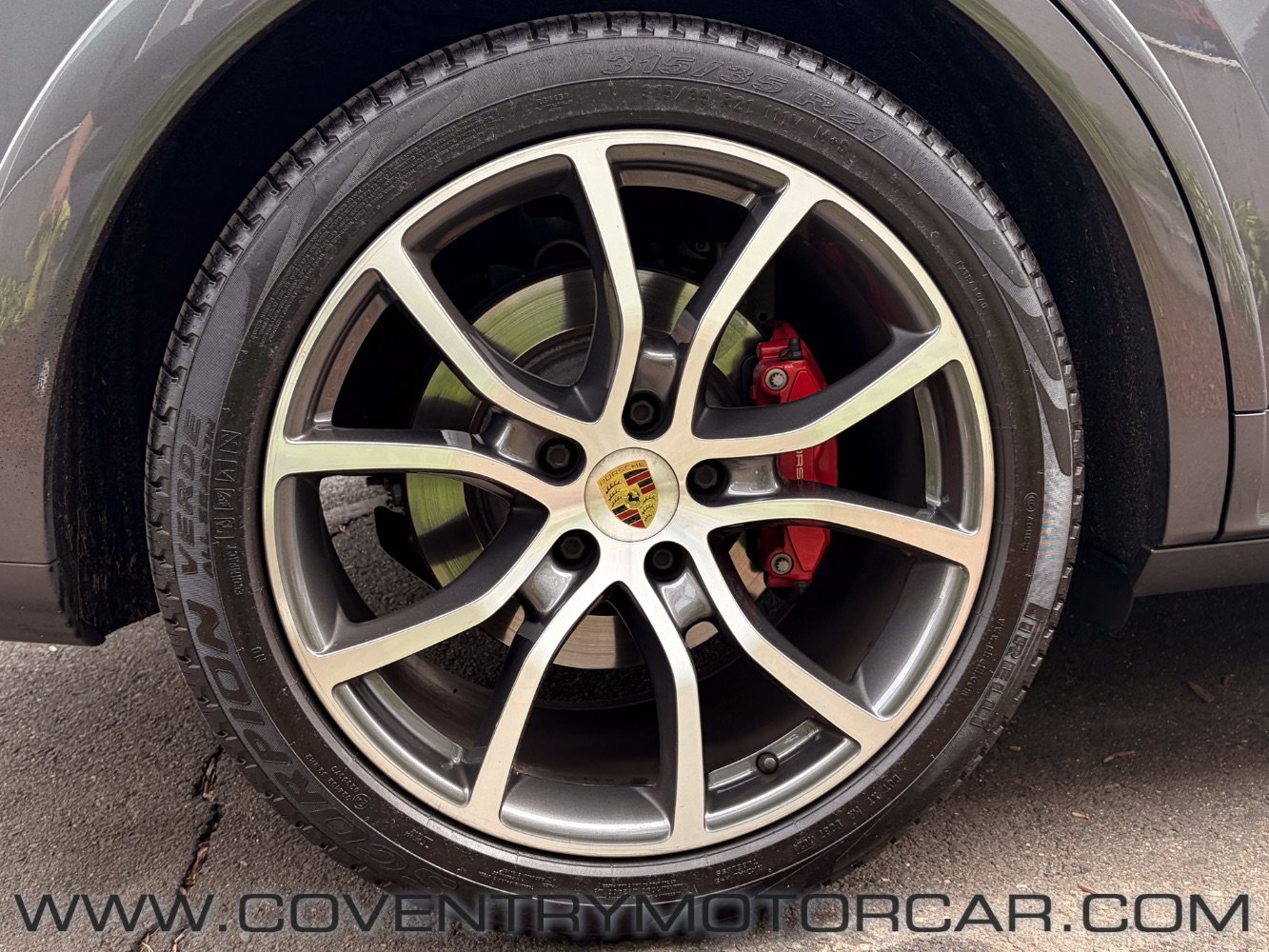 Used 2022 Porsche Cayenne GTS AWD/4WD image 10