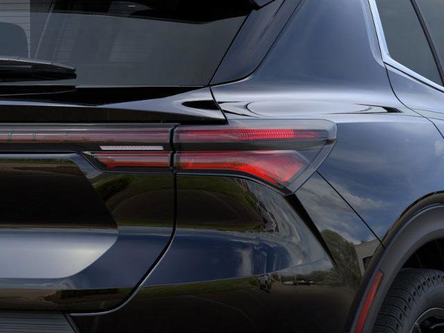 New 2026 Chevrolet Equinox EV LT w/ LPO, Blackout Package FWD image 11