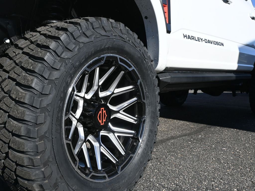 New 2026 Ford F250 Lariat w/ Black Appearance Package image 6