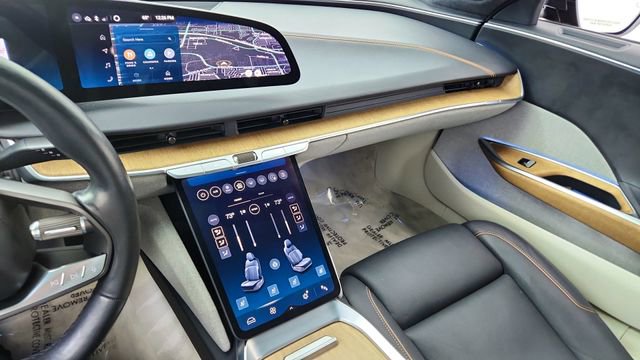 Used 2023 Lucid Air Touring AWD/4WD image 42