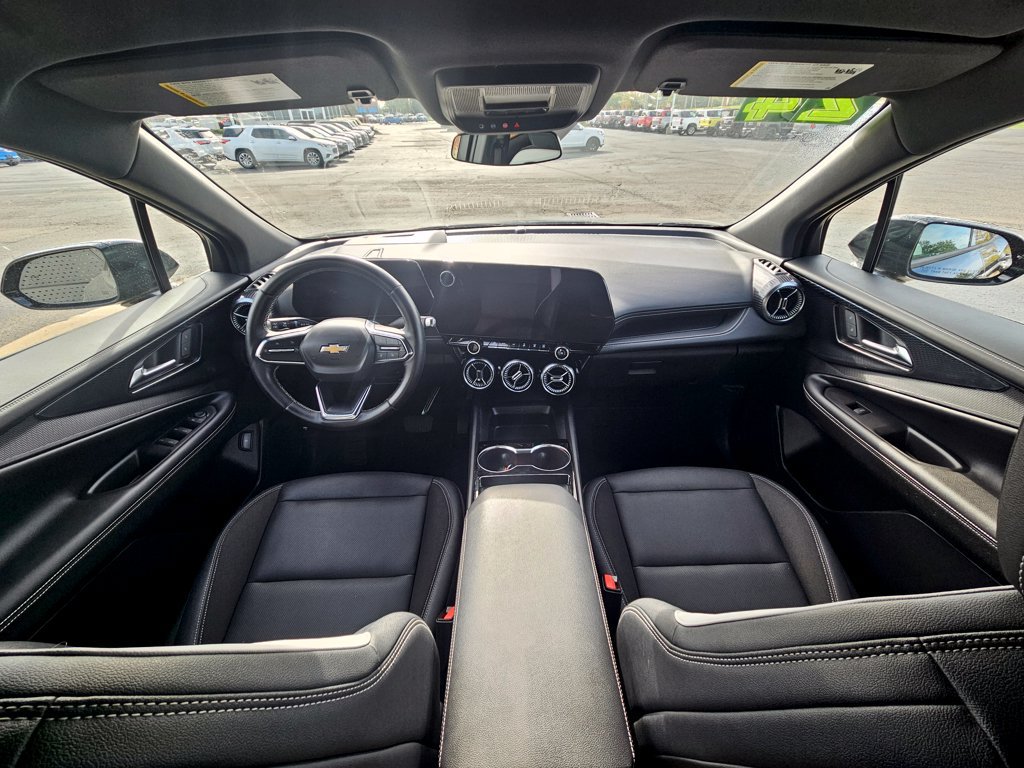 Used 2024 Chevrolet Blazer EV LT AWD/4WD image 41