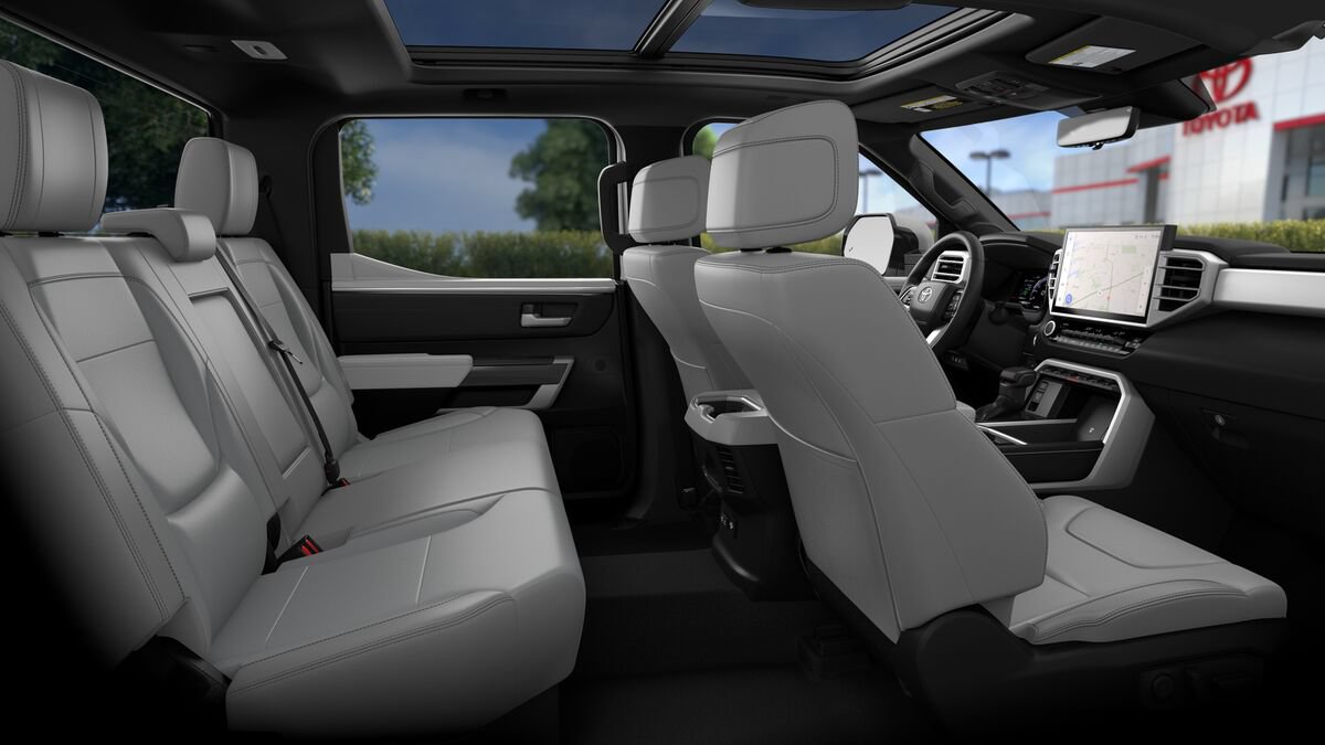 New 2026 Toyota Tundra Limited AWD/4WD image 21