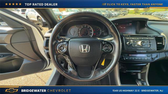 Used 2017 Honda Accord Sport image 21