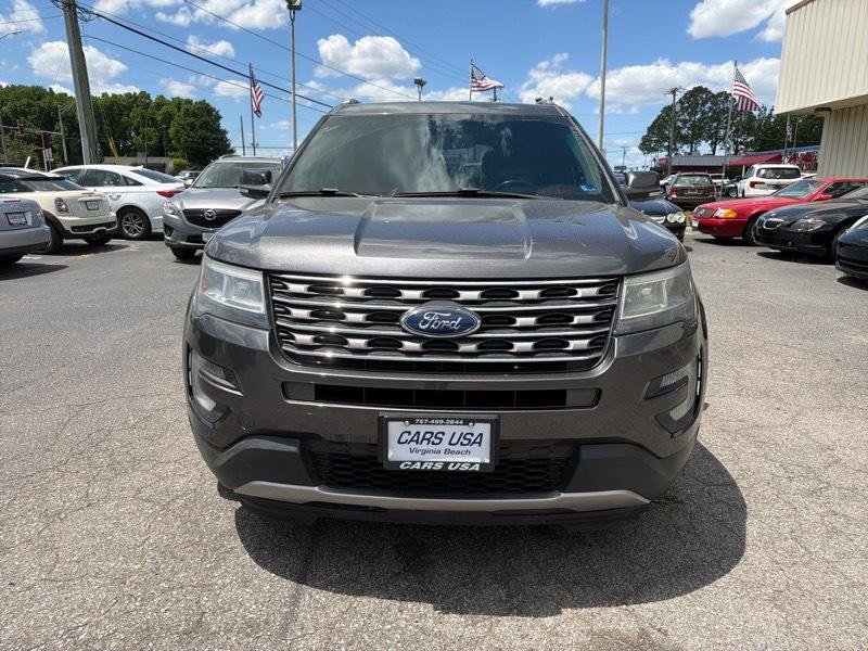 Used 2016 Ford Explorer XLT w/ Equipment Group 201A AWD/4WD image 4