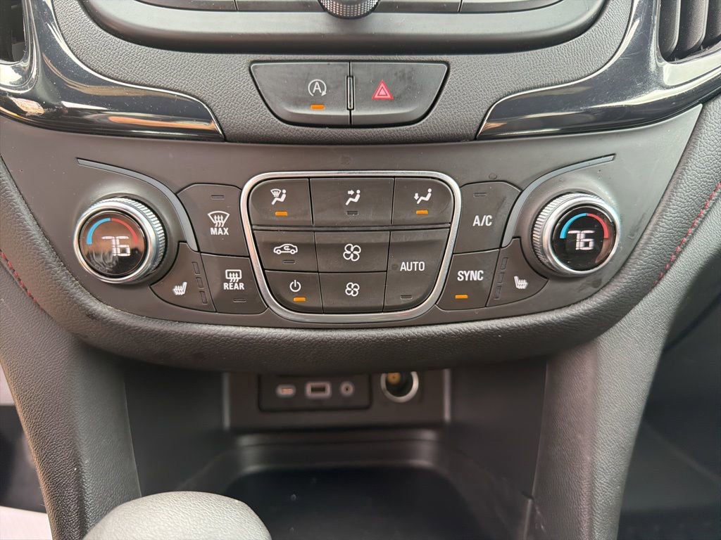 Used 2022 Chevrolet Equinox RS w/ Infotainment Package AWD/4WD image 20