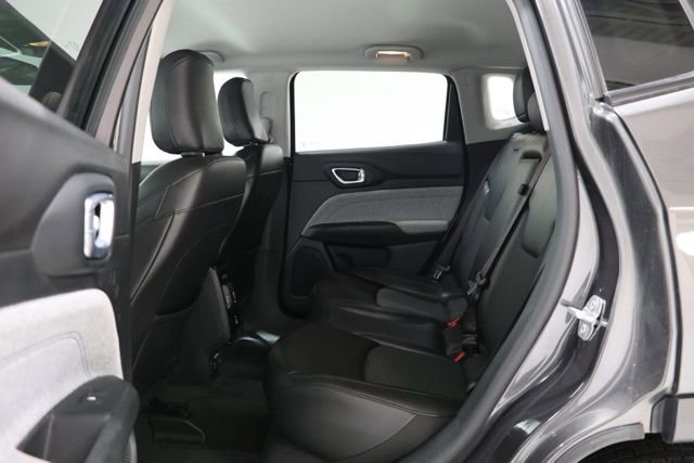 Used 2022 Jeep Compass Latitude w/ Convenience Group AWD/4WD image 28