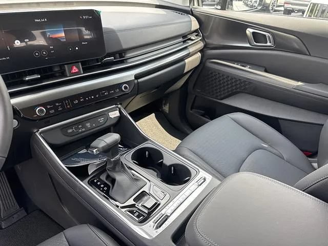 New 2026 Kia Carnival SX Prestige FWD image 11