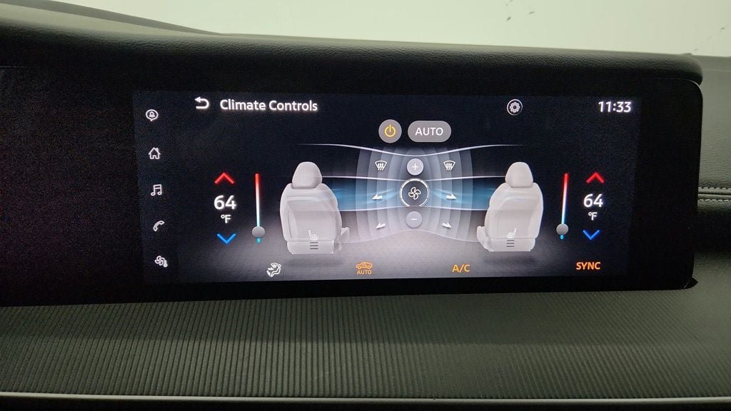 Used 2025 Nissan Murano SV AWD/4WD image 19