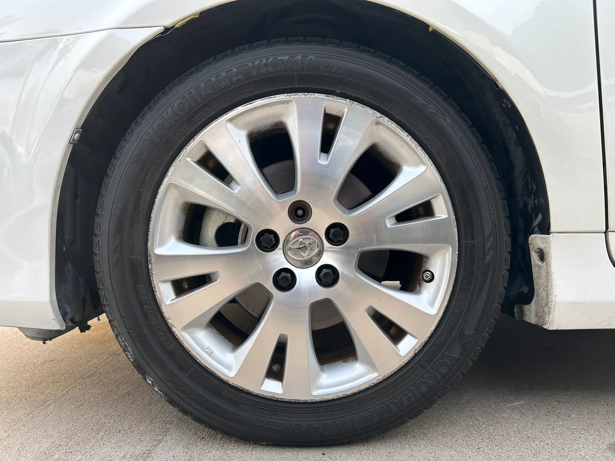 Used 2011 Toyota Avalon FWD image 27