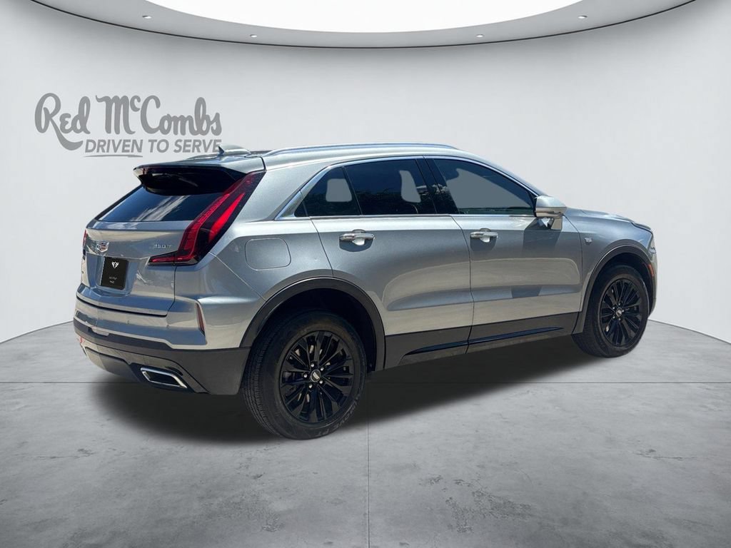 Used 2024 Cadillac XT4 Premium Luxury AWD/4WD image 5