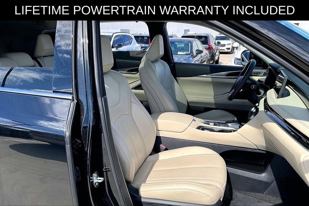 Certified 2023 INFINITI QX60 Luxe w/ Performance Audio Package image 10