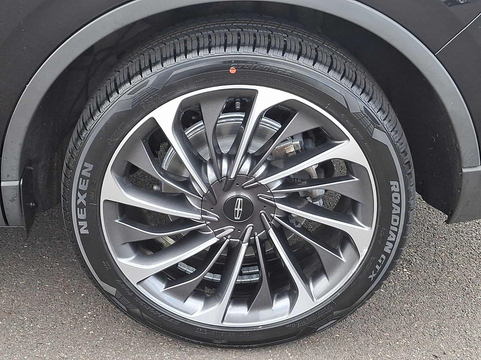 Used 2023 Lincoln Aviator Reserve w/ Equipment Group 201A AWD/4WD image 8