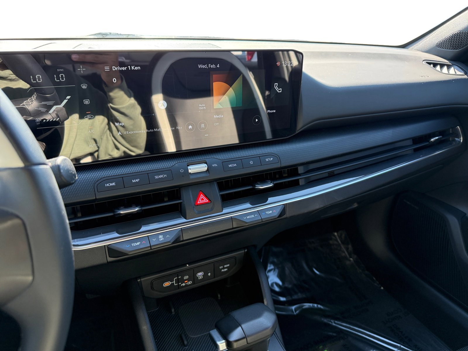 Used 2025 Kia K4 GT-Line w/ GT-Line Premium Package image 12