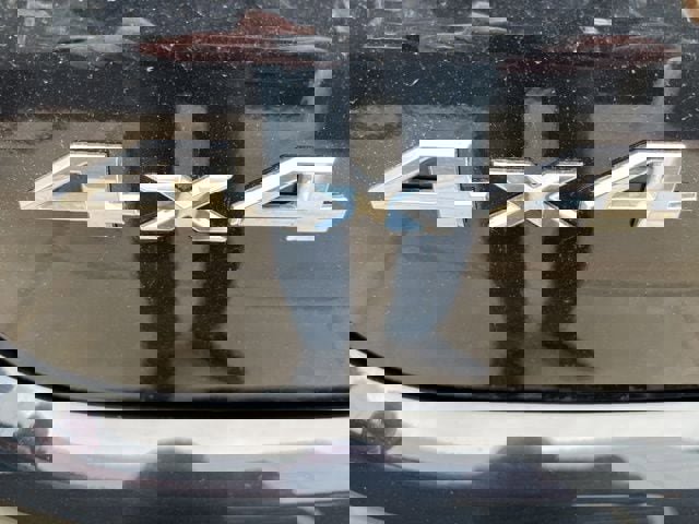 Used 2023 Jeep Compass Latitude image 11