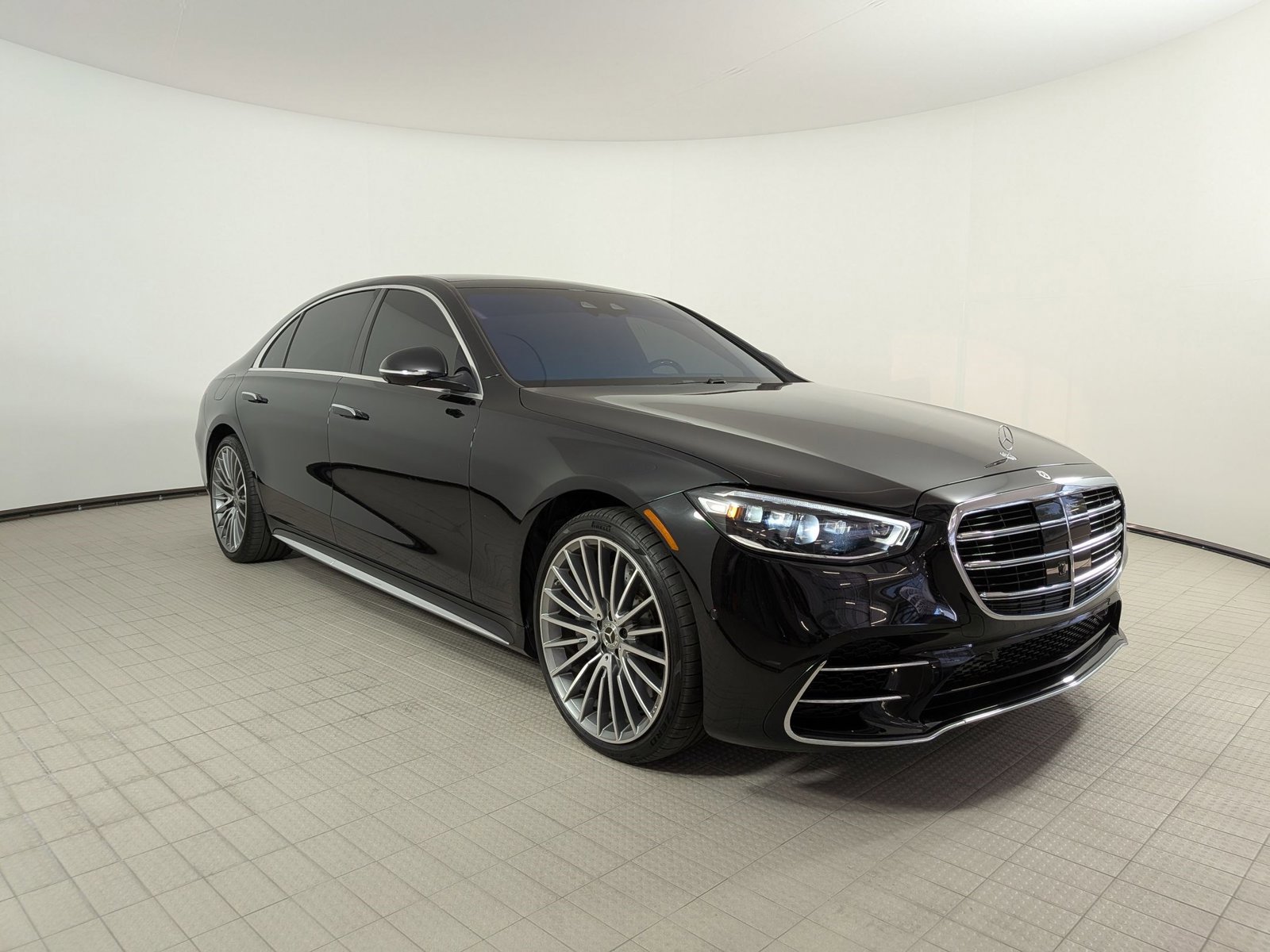 Used 2024 Mercedes-Benz S 580 4MATIC Sedan image 7