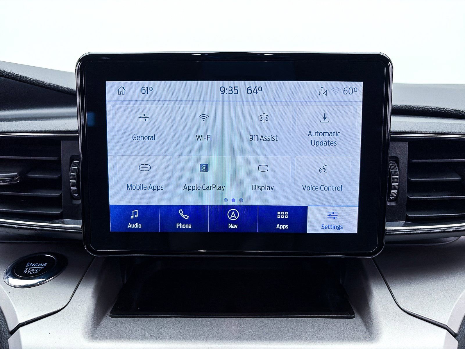 Used 2022 Ford Explorer XLT w/ Equipment Group 202A image 24