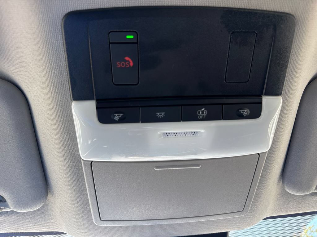Used 2025 Nissan Sentra SV FWD image 28