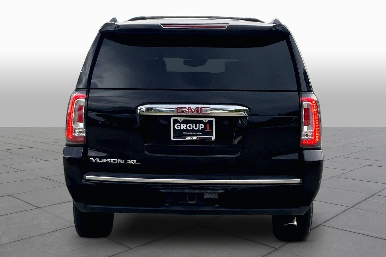 Used 2016 GMC Yukon XL Denali w/ Open Road Package AWD/4WD image 4