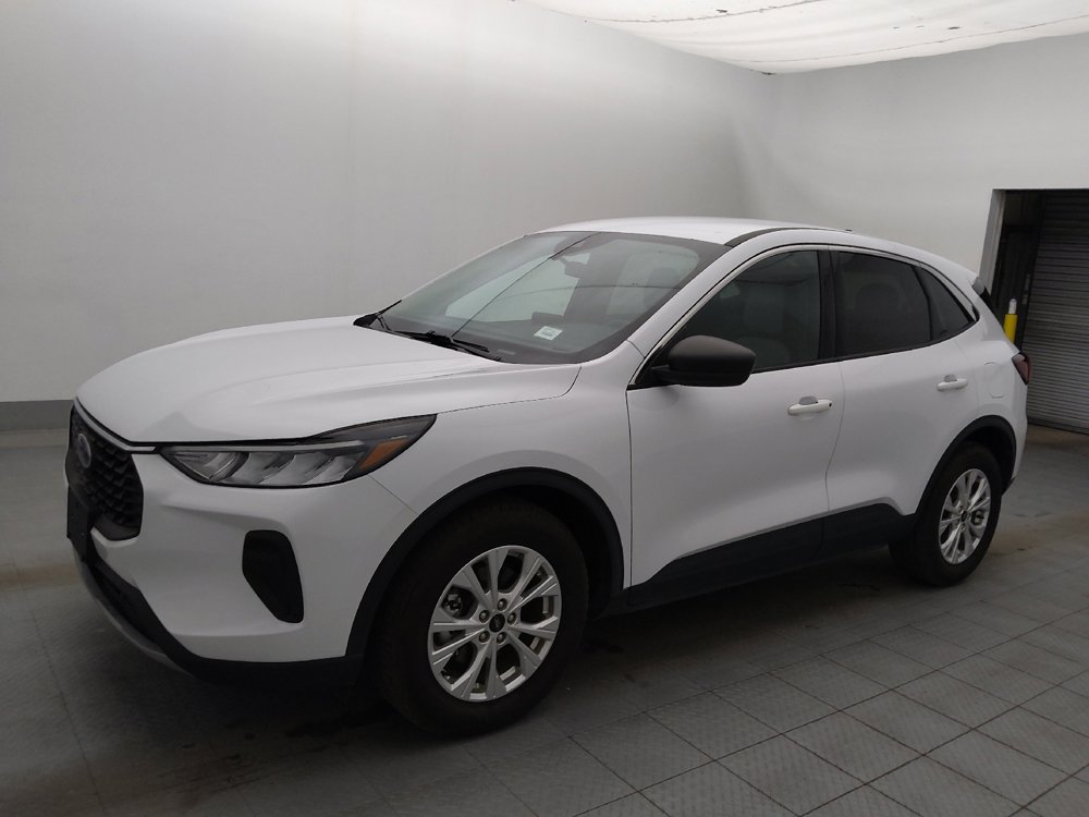 Used 2023 Ford Escape Active image 2