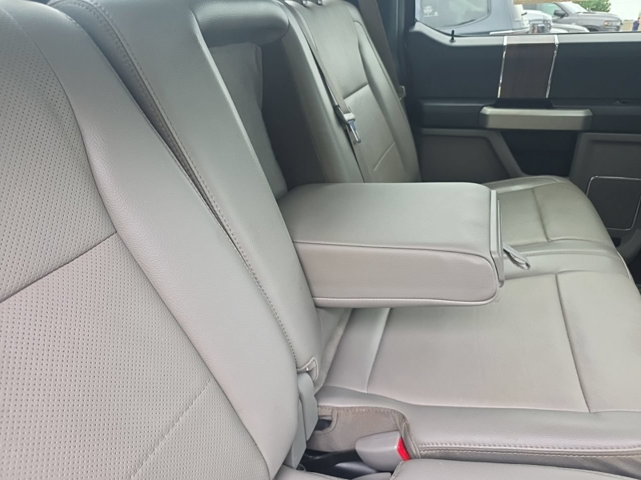 Used 2016 Ford F150 Lariat AWD/4WD image 19