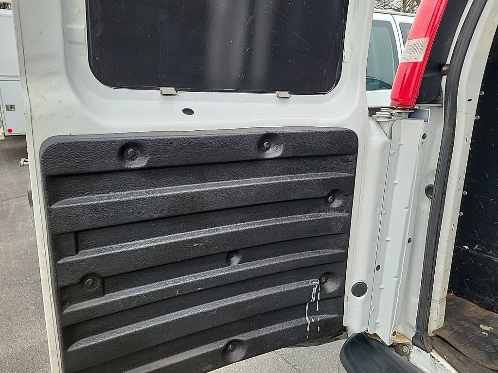 Used 2019 Chevrolet Express 2500 w/ Driver Convenience Package image 6