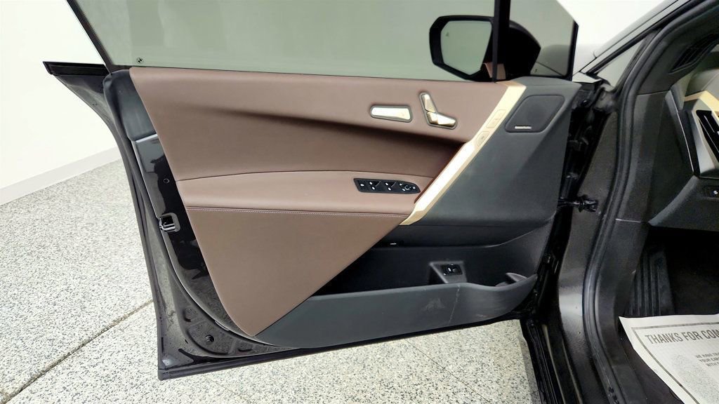 Used 2024 BMW iX xDrive50 w/ Premium Package image 11