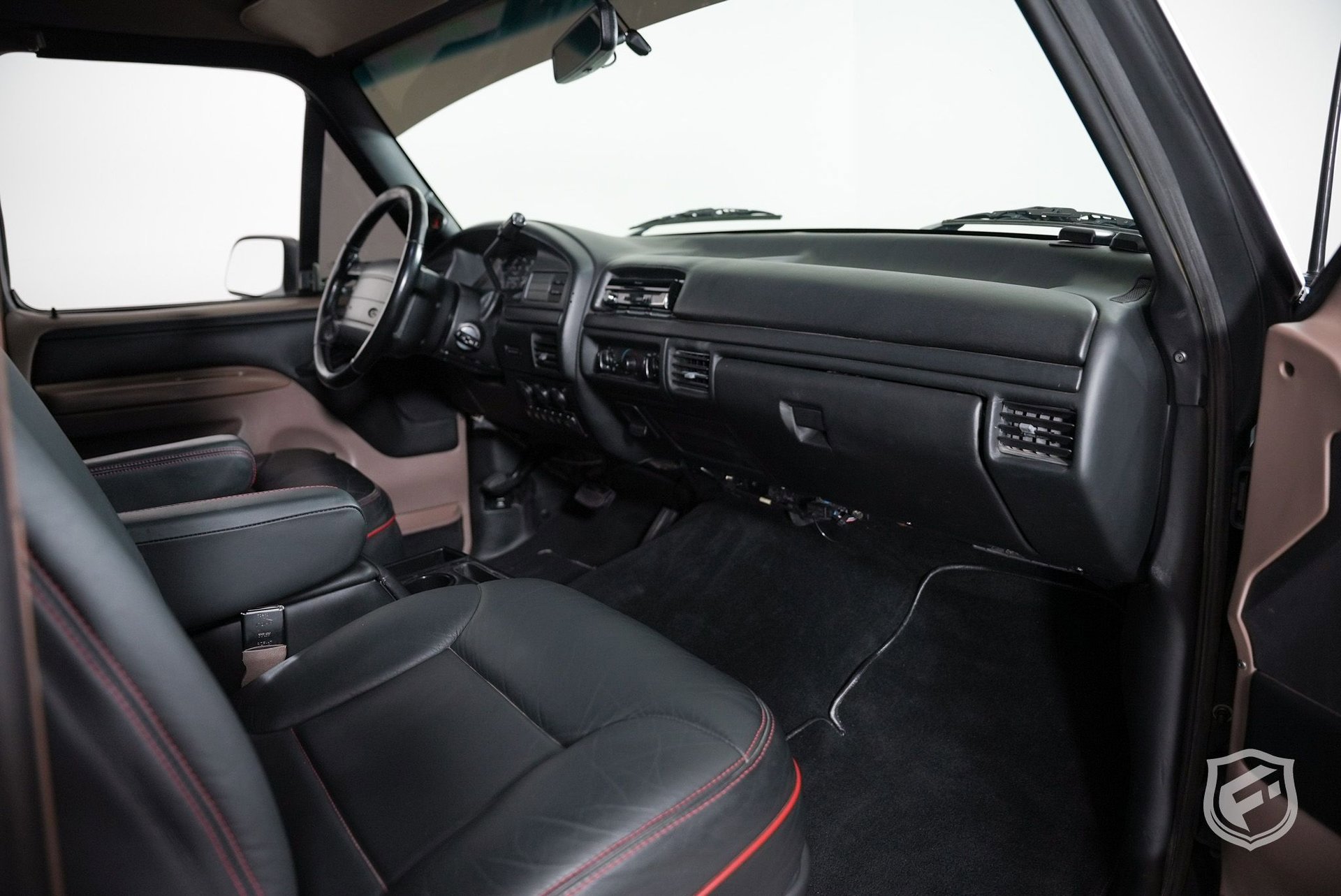 Used 1996 Ford Bronco Eddie Bauer image 31