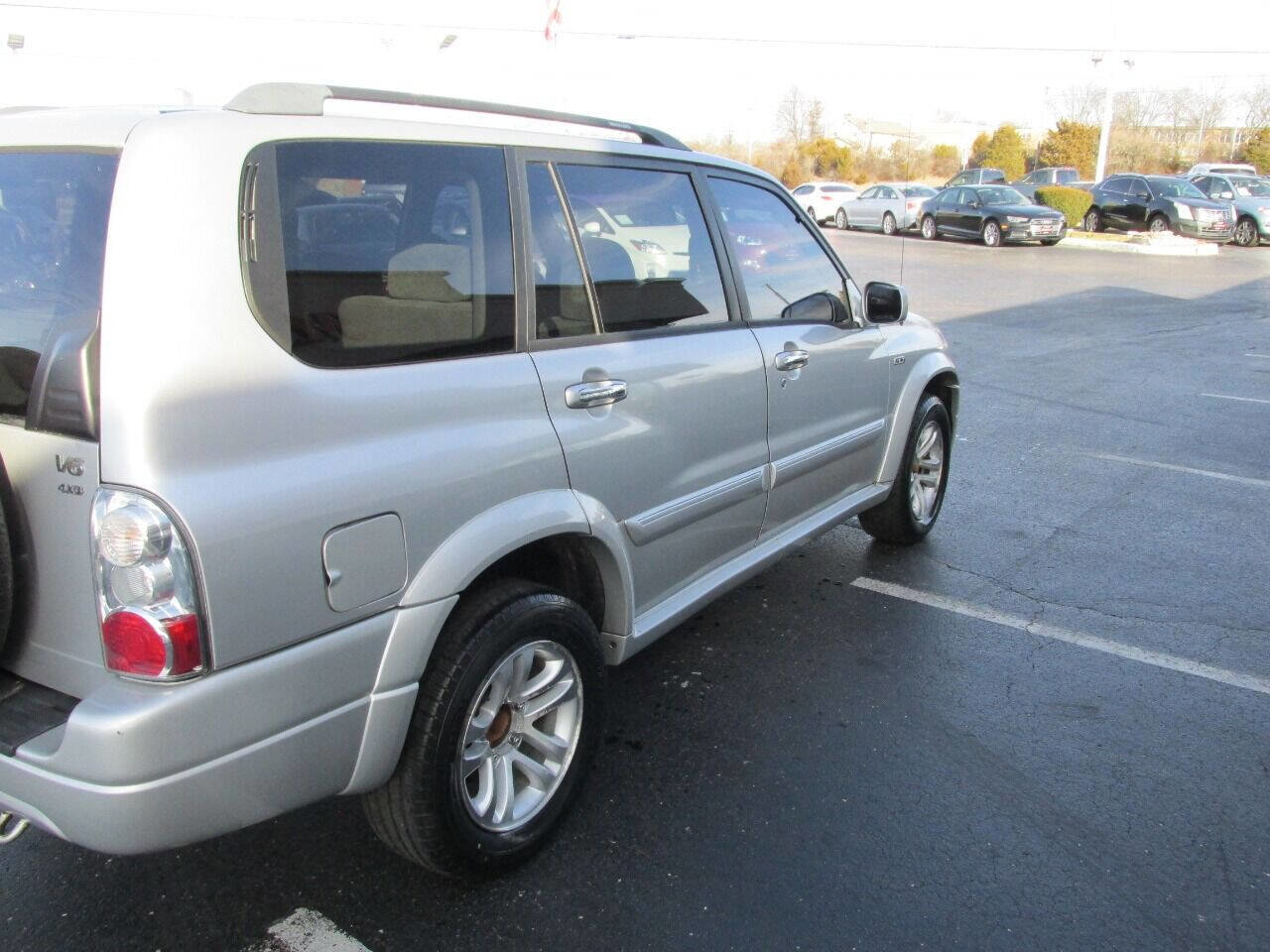 Used 2005 Suzuki XL7 LX image 35