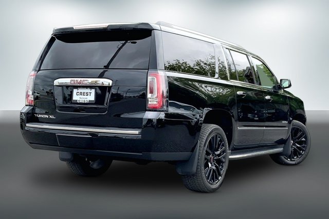 Used 2017 GMC Yukon XL Denali w/ Open Road Package AWD/4WD image 13