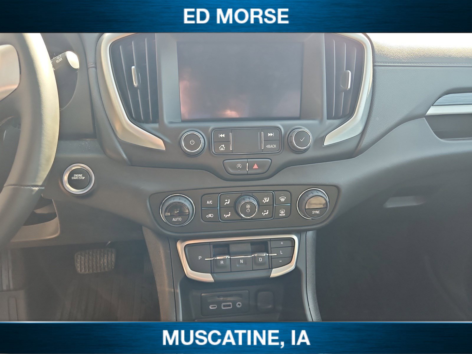 Certified 2024 GMC Terrain SLT w/ Infotainment Package II image 15