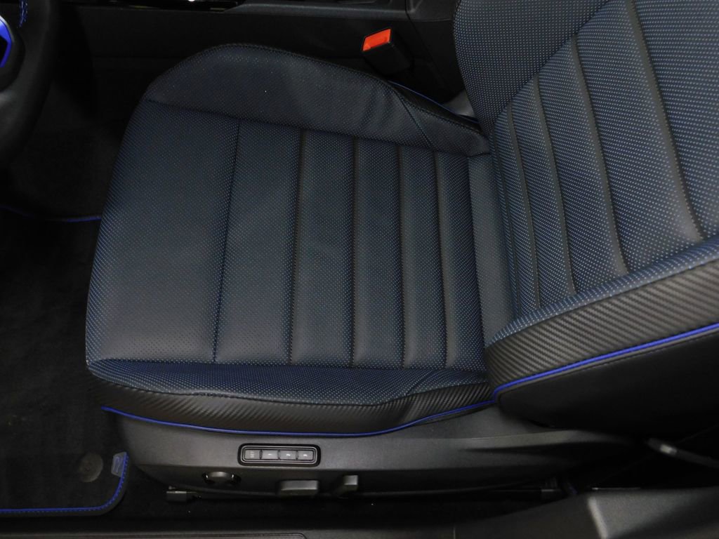 Used 2026 Volkswagen Golf image 42