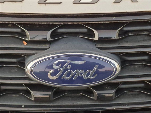 Used 2016 Ford Explorer Sport w/ Equipment Group 401A AWD/4WD image 15