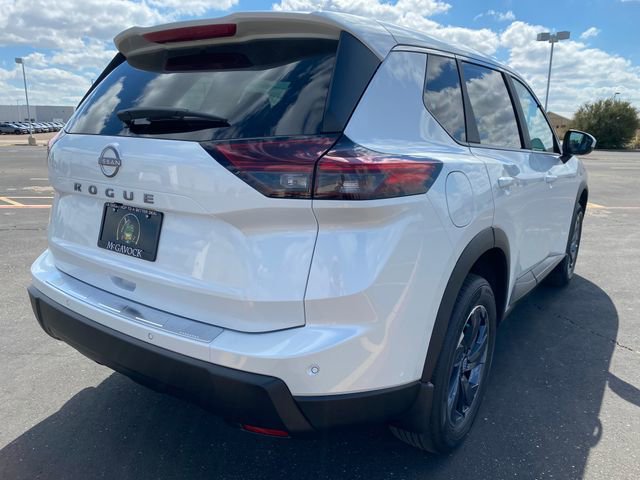New 2026 Nissan Rogue SV w/ Cold Weather Package FWD image 6