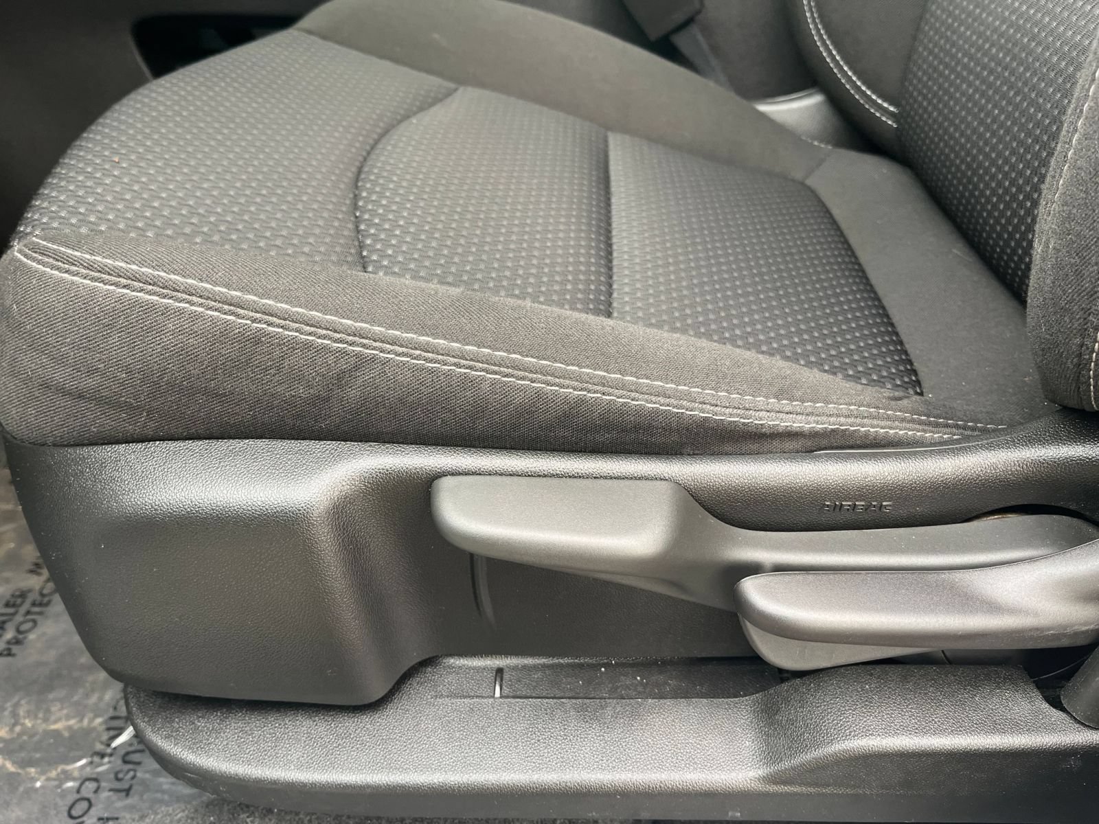 Used 2024 GMC Terrain SLE FWD image 23