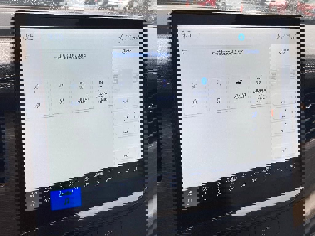 Used 2022 Ford Expedition Limited image 20